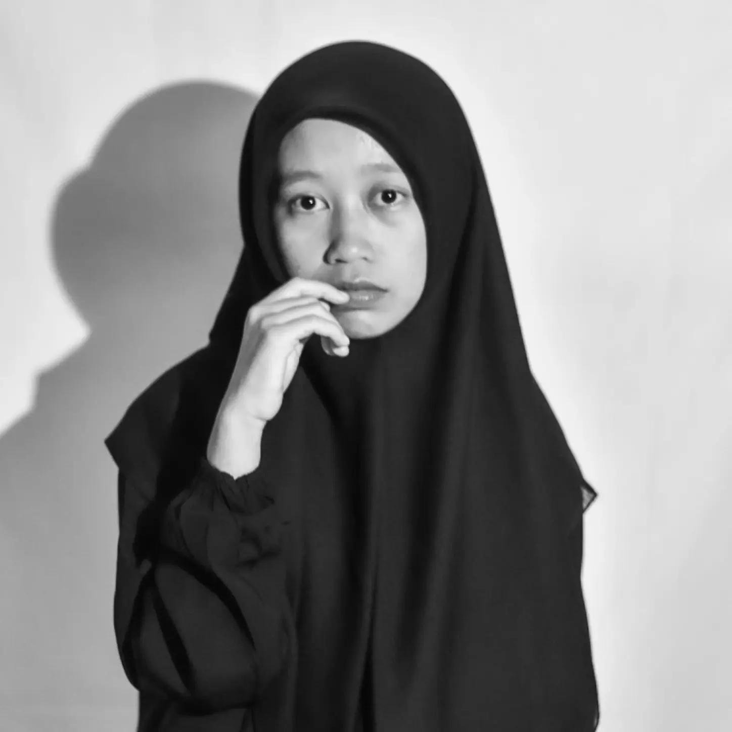 Foto Model Profesional Rena