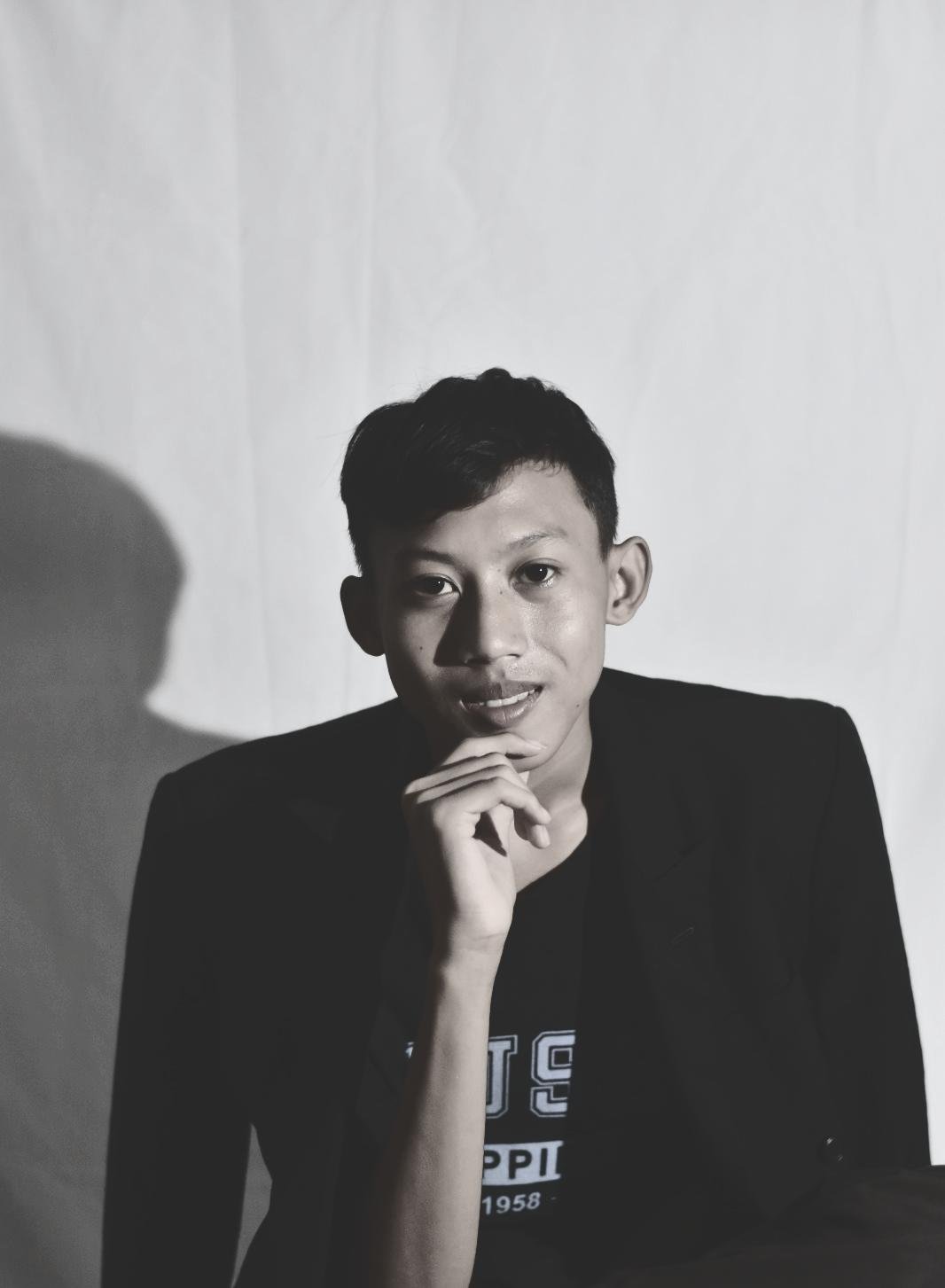 Foto Model Profesional Surya